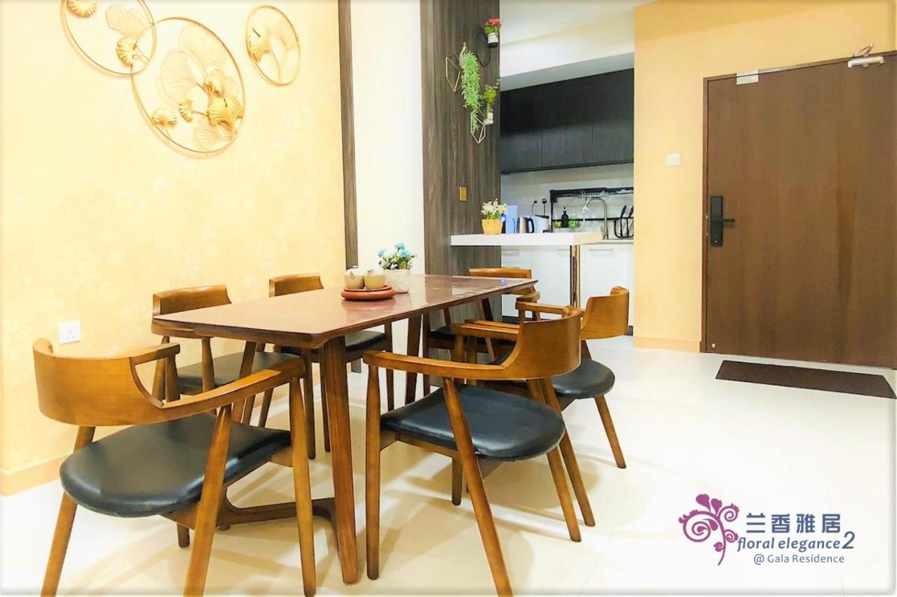 Floral Elegance2 @ Galacity Apartment Kuching
